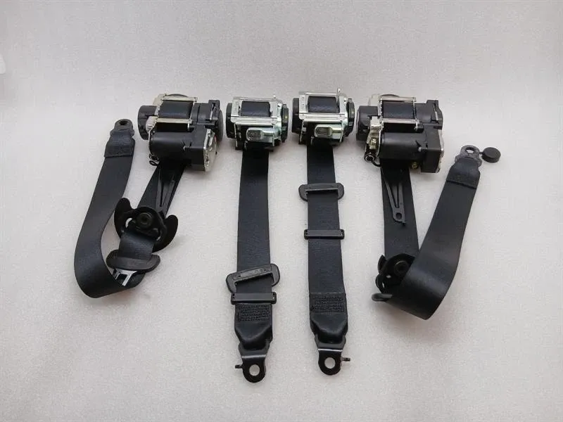 Porsche Taycan 9J front seat belt 9J1857705C set seat belt belt front