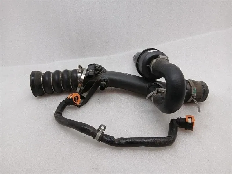 Ferrari 488 F142M right intercooler pipe 322654 pressure pipe charge air pipe right