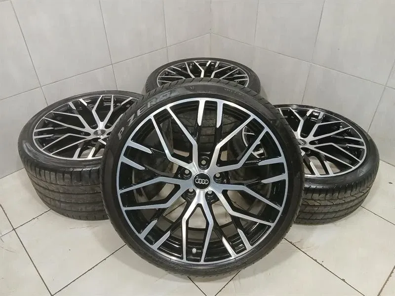 Audi R8 4S AWD Alloy Wheel Set 4S0601025B Rims Set