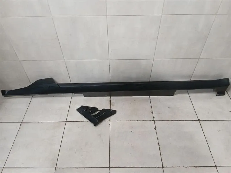 Ferrari Purosangue F175 side skirt 875638 LH side skirts