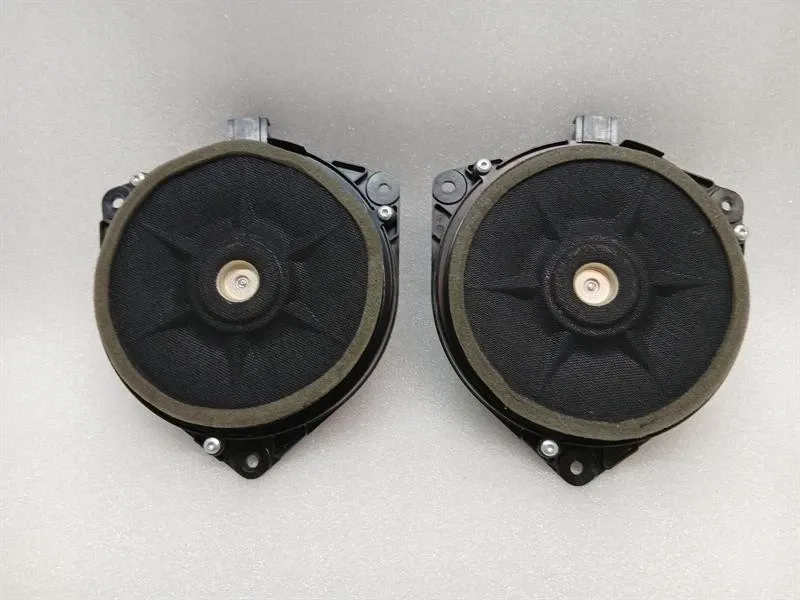 Ferrari GTC4 Lusso T 3.9 V8 F151M Speakers 321885 SET OF 2 Speakers