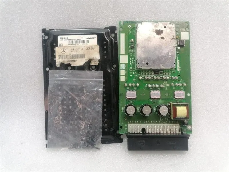 Maybach 62 V240 Amplifier a2408203389 Spares or Repair Spares Repair