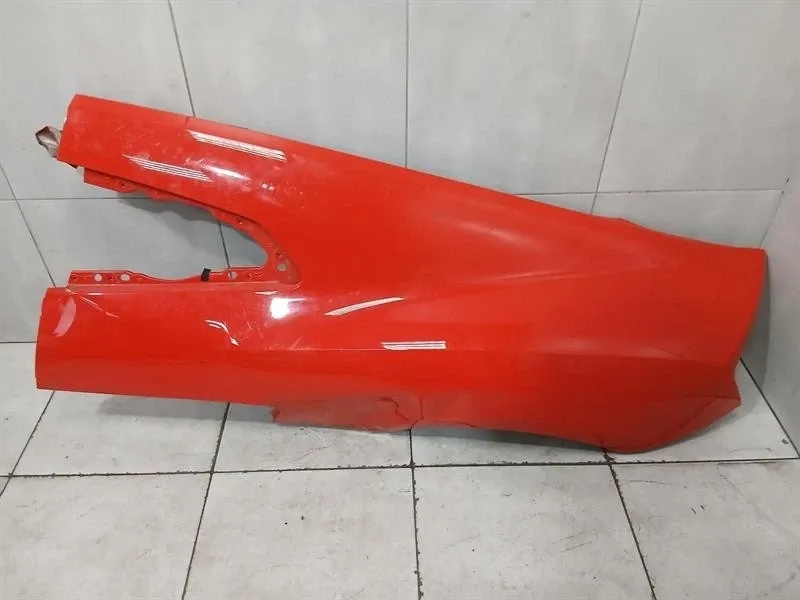 Audi R8 4S Performance rear left wing 4S8809603B rear left fender defects