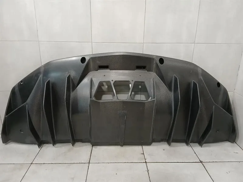 Lamborghini Aventador SVJ Carbon Rear Bumper Diffuser 470807301an Bumper