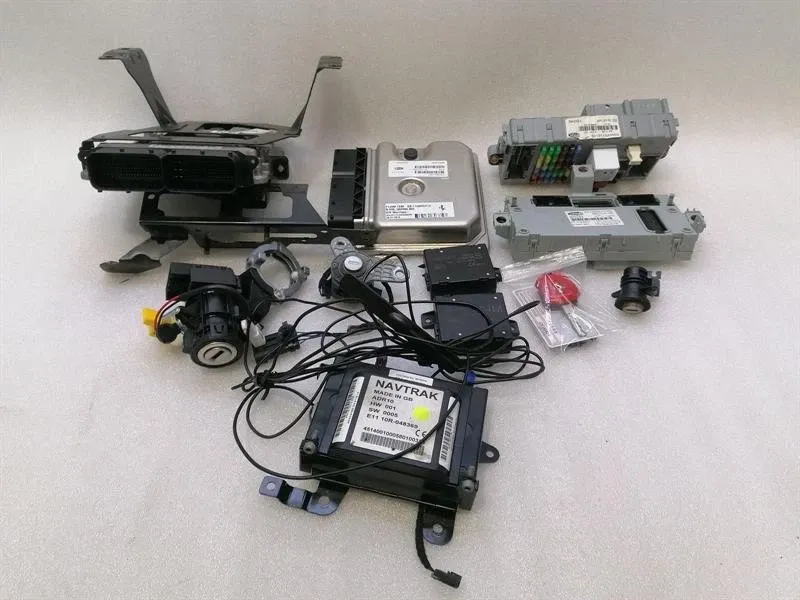 Ferrari California T F149 14-17 Engine ECU SET 337737 Engine ECU SET