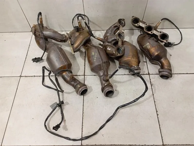 Ferrari 599 GTB F141 Catalytic Converter Exhaust Manifold 222281 SET Manifold