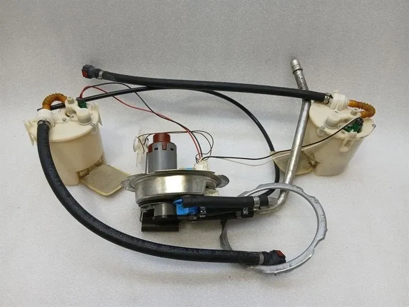 Aston Martin Vanquish S 04-07 V12 Fuel Pump 1R12-341152-AA Fuel Pump