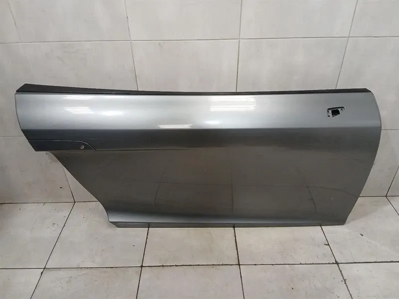 Audi R8 Type 42 5.2 V10 Coupe Right Front Door 420831052C Coupe Door Front Right