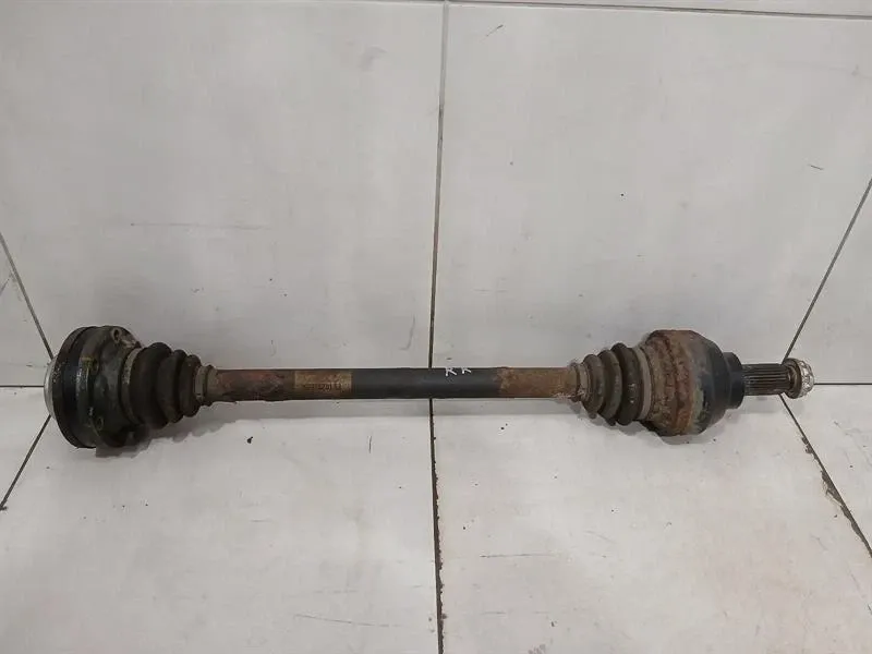 Bentley Arnage T drive shaft rear right PE102356PA rear right drive shaft