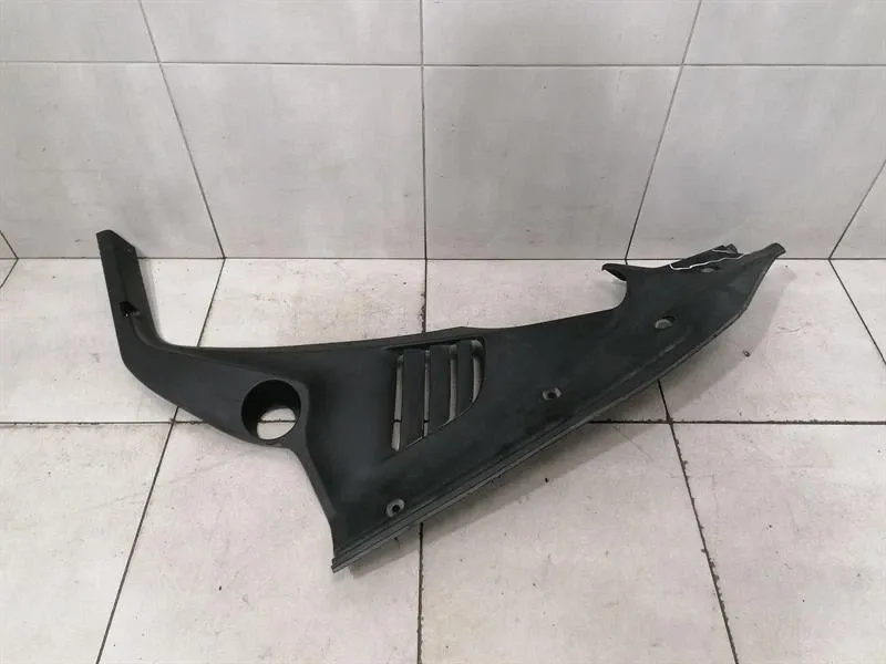 Ferrari California T F149 14-17 Engine Cover 85527900 RH FAULTY Engine Cover