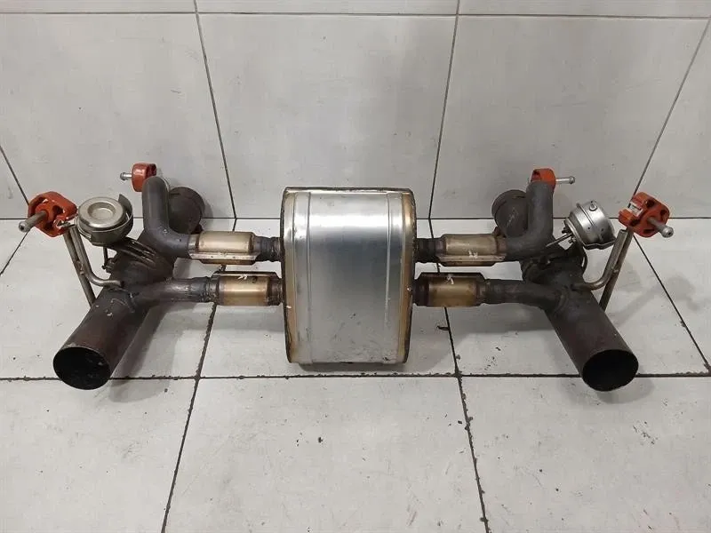 Ferrari 488 F142M OEM Exhaust Silencer 844311 Exhaust Silencer