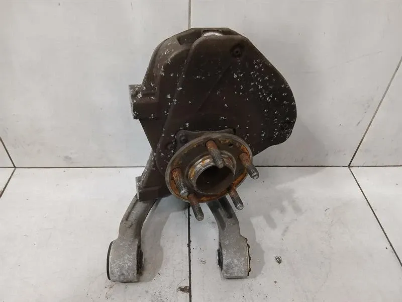 Aston Martin DB9 Volante Left Front Hub 7G43-3K185-AB Wheel Bearing Housing Front Li