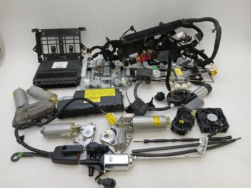 BENTLEY CONTINENTAL FLYING TRACK 3D0881879D Right Seat Engine and Module Set