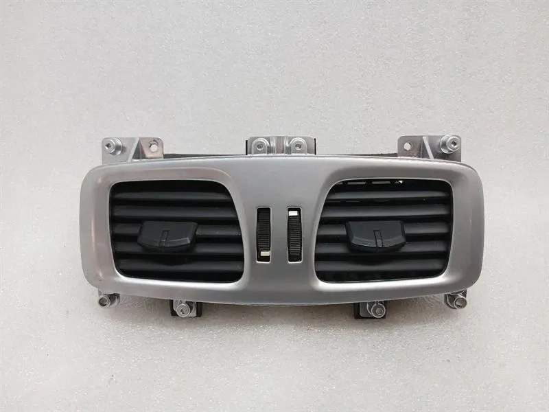 Aston Martin Vanquish AM310 air vent CD33-046B30-AB ventilation nozzle ventilation grille