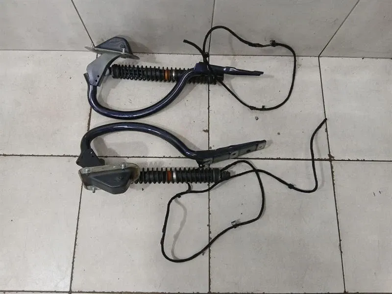 Rolls Royce Ghost 51247198553 09-14 boat hinge 41007198549 tailgate hinge