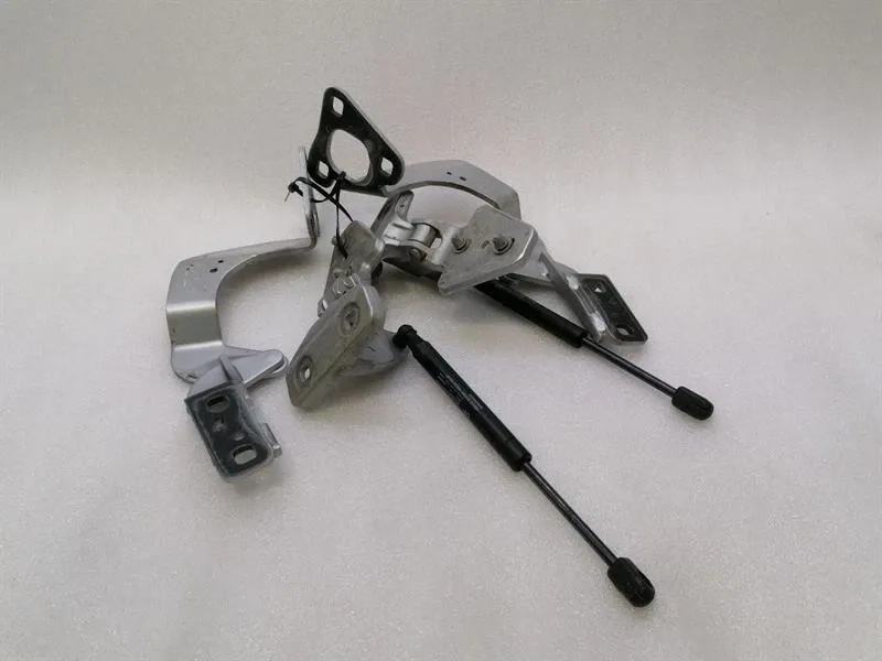 Ferrari 458 F142 Spider Boot hinge 83967600 tailgate hinge