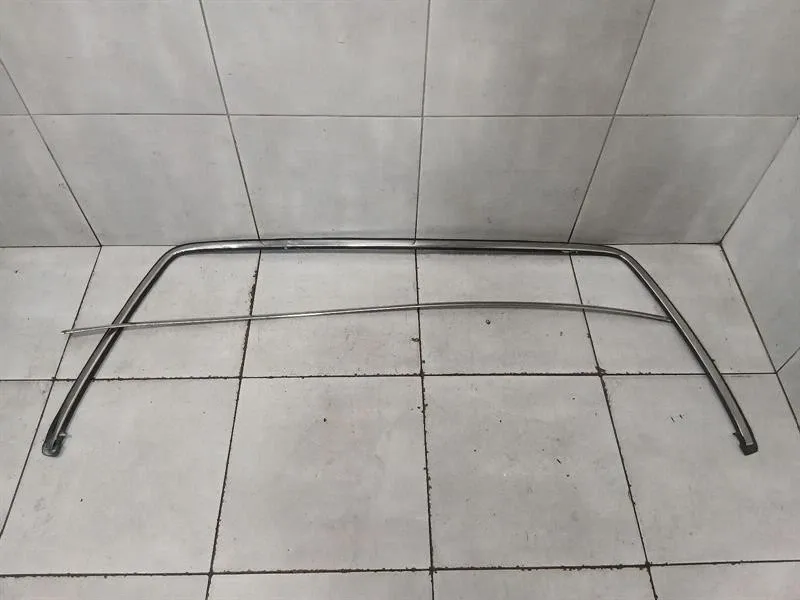 BENTLEY ARNAGE T Rear Screen Window Body Moulding ARNAGE Rear Bar