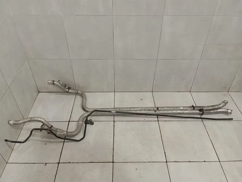 Porsche 911 996 Cooling Pipe 99610675203 Cooling Water Pipe 99610675104