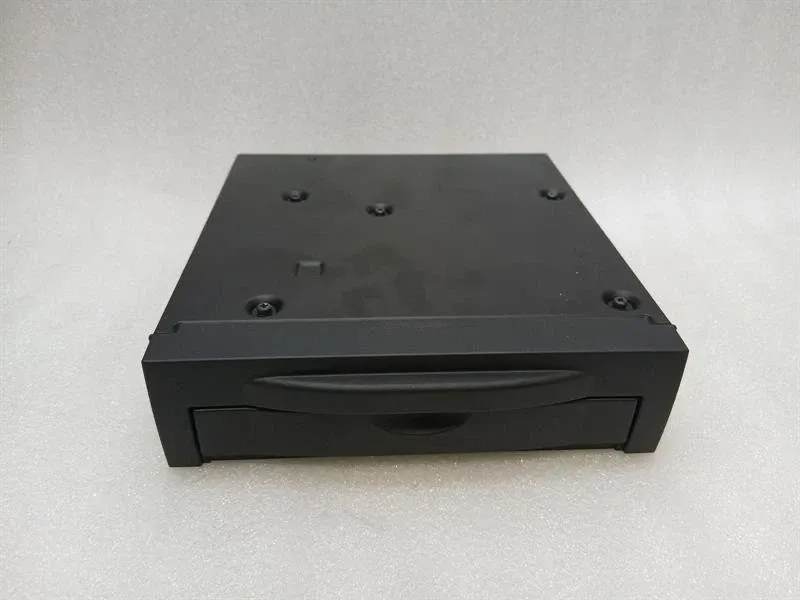 Aston Martin DB9 Volante DVD ROM 9G43-10E887-BE Sat Nav Computer