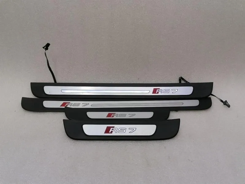 Audi RS7 A7 4G8 L:ed Door Sill Set 4G8947405B Door Sill Trim 4G8947423B Faulty