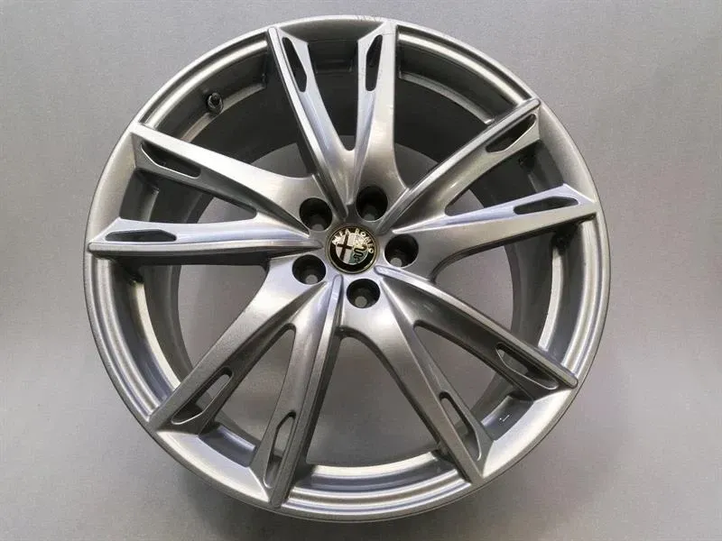 ALFA ROMEO 4C Type 960 Alloy Wheel 50529592 Alloy Rim 8JX18 ET44