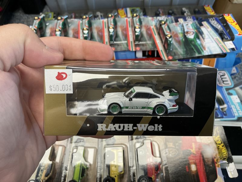 RWB Porsche 964 white/green
