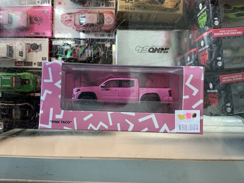 Toyota Tacoma trd pro pink