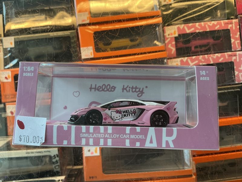 Hello kitty Lamborghini pink