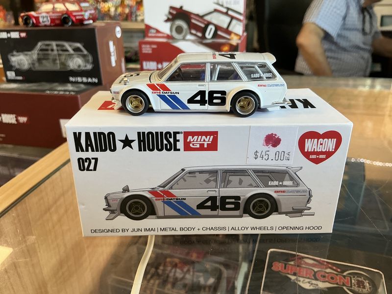 Datsun 510 wagon BRE Datsun white