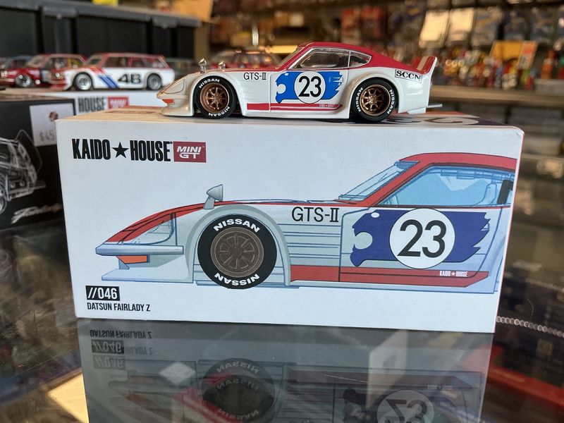 Datsun fairlady z GTS 2
