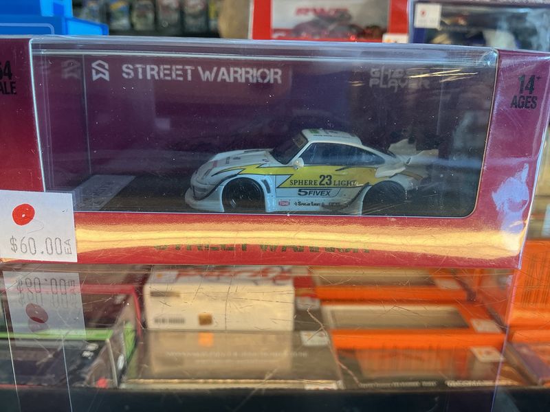 Porsche rwb liberty walk yellow