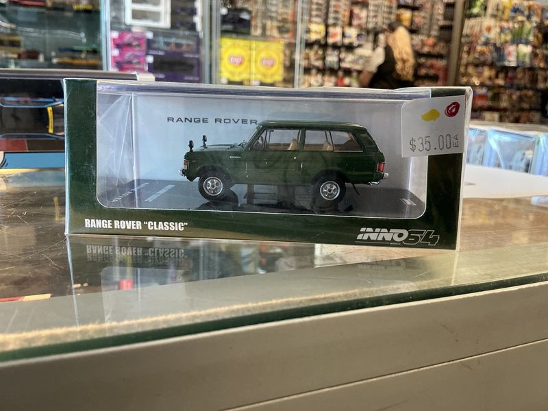 Range Rover classic green
