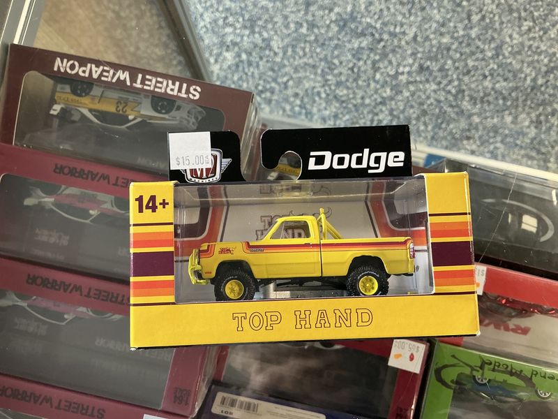 1976 dodge power wagon yellow