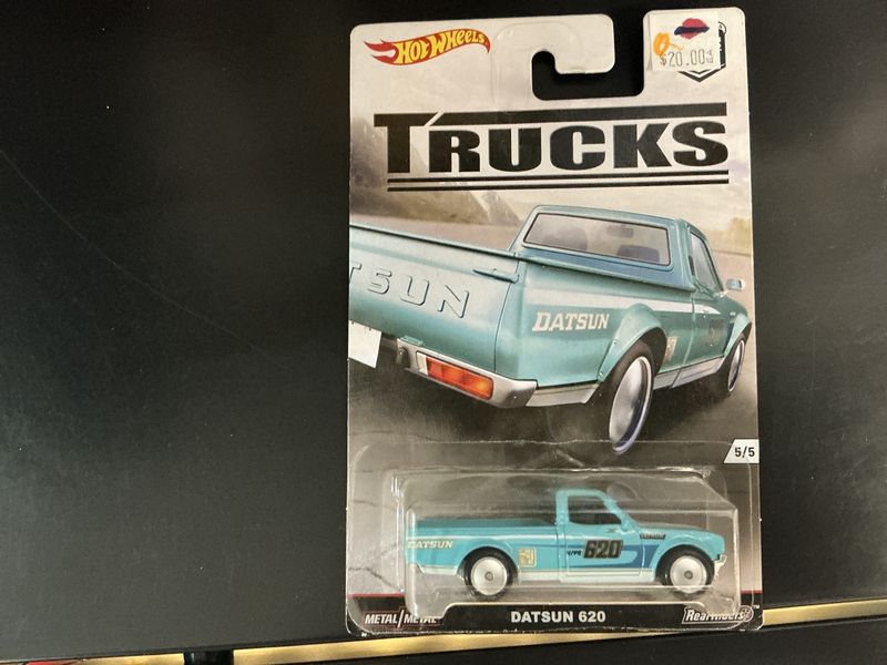 Datsun 620 trucks