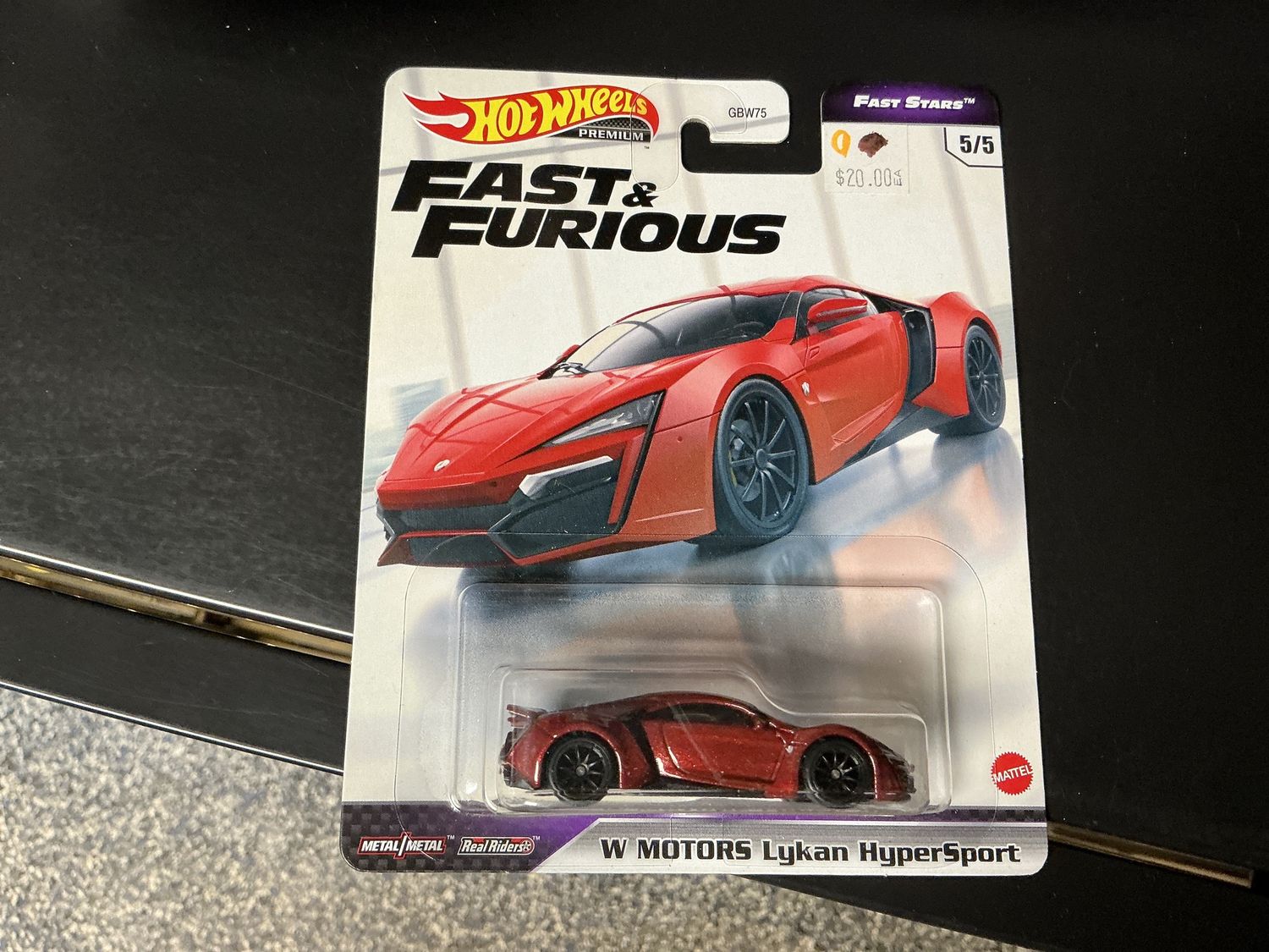 Fast stars W MOTORS LYKAN HYPER SPORT