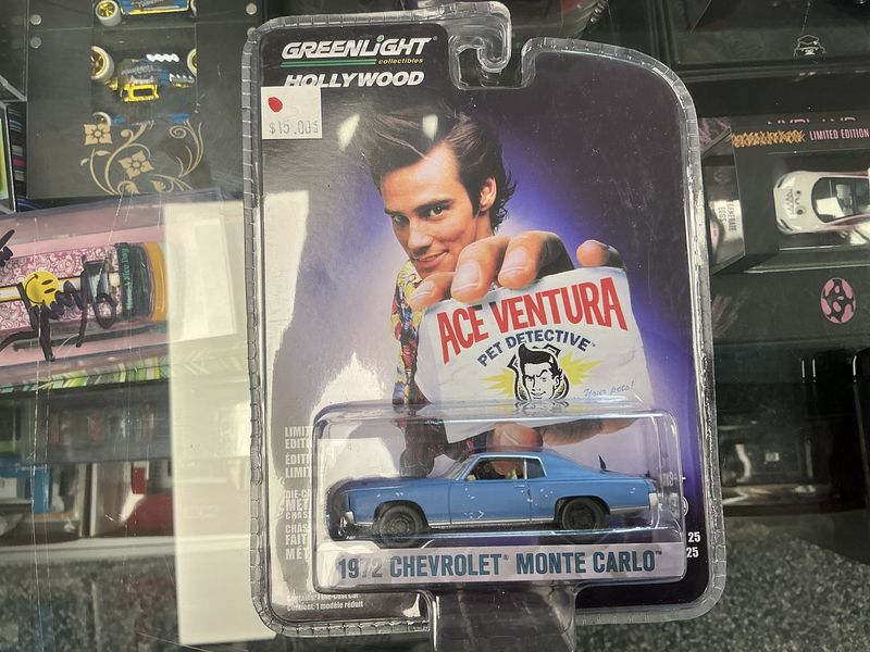 Ace Ventura 1972 Chevy monte