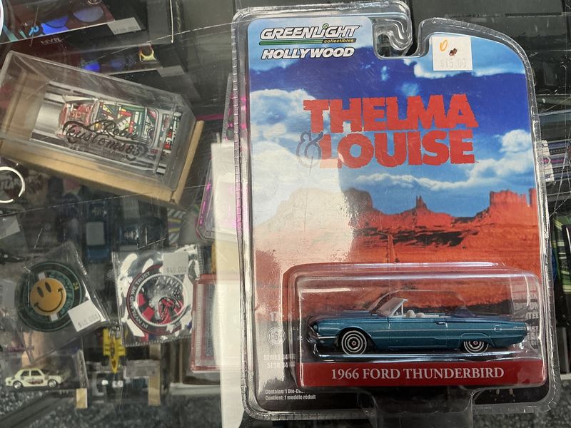 Thelma and Louise 1966 for tbird
