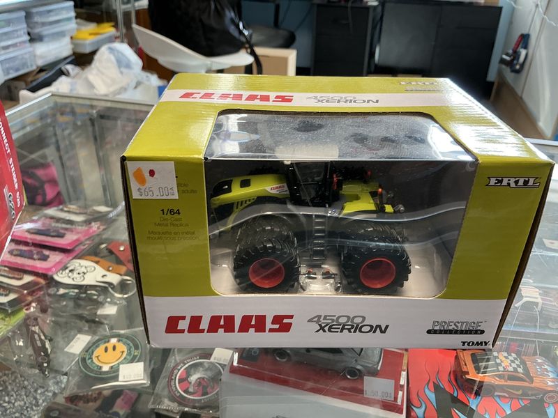 Class 4500 xeron