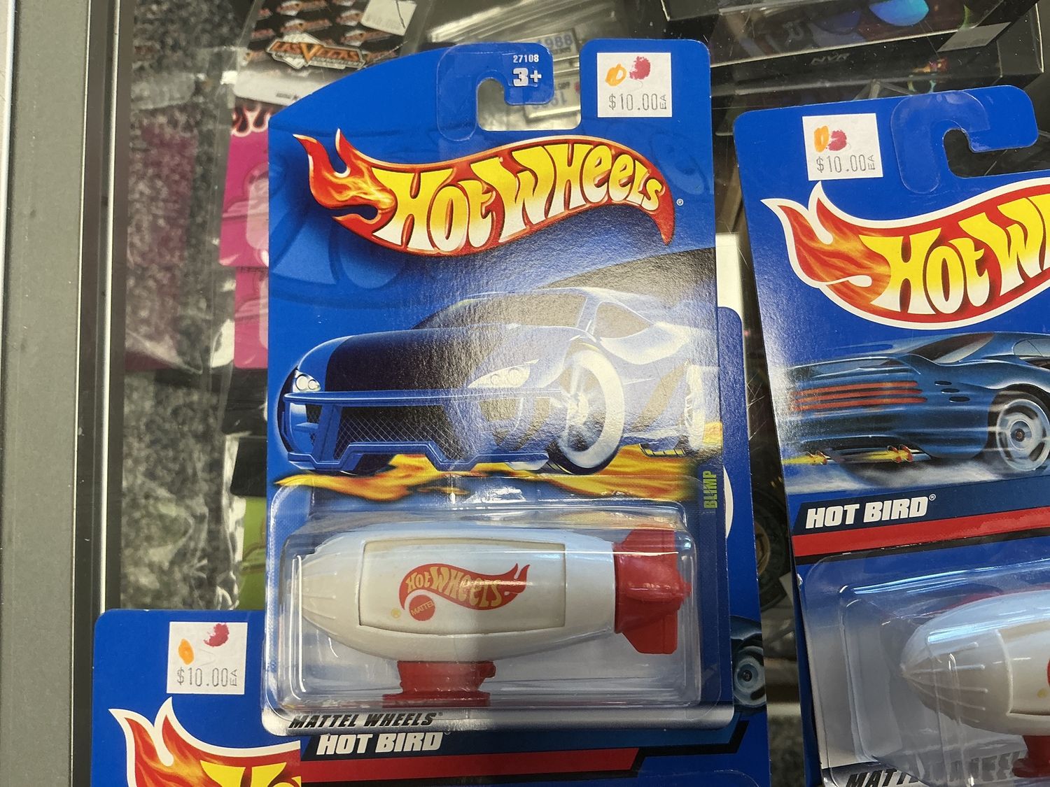 Hot bird blimp