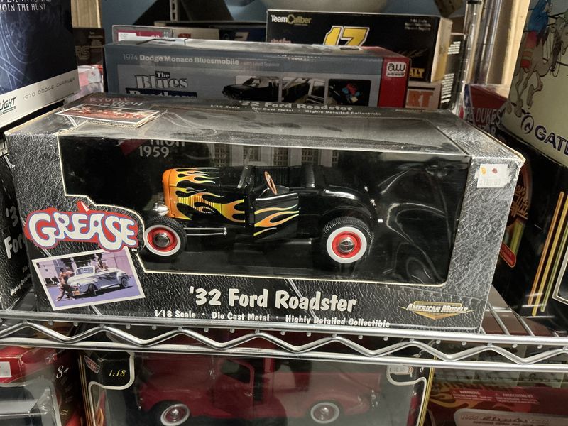 1932 ford roadster grease