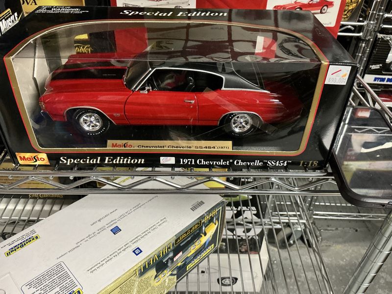 1971 Chevy Chevelle SS 454 red