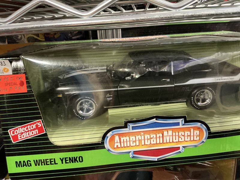 Meg will Yanko black