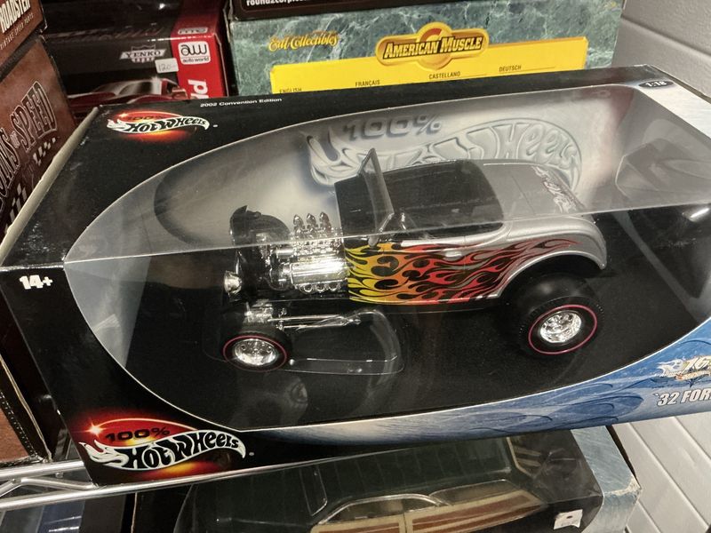 Hot wheels 1932 Ford roadster