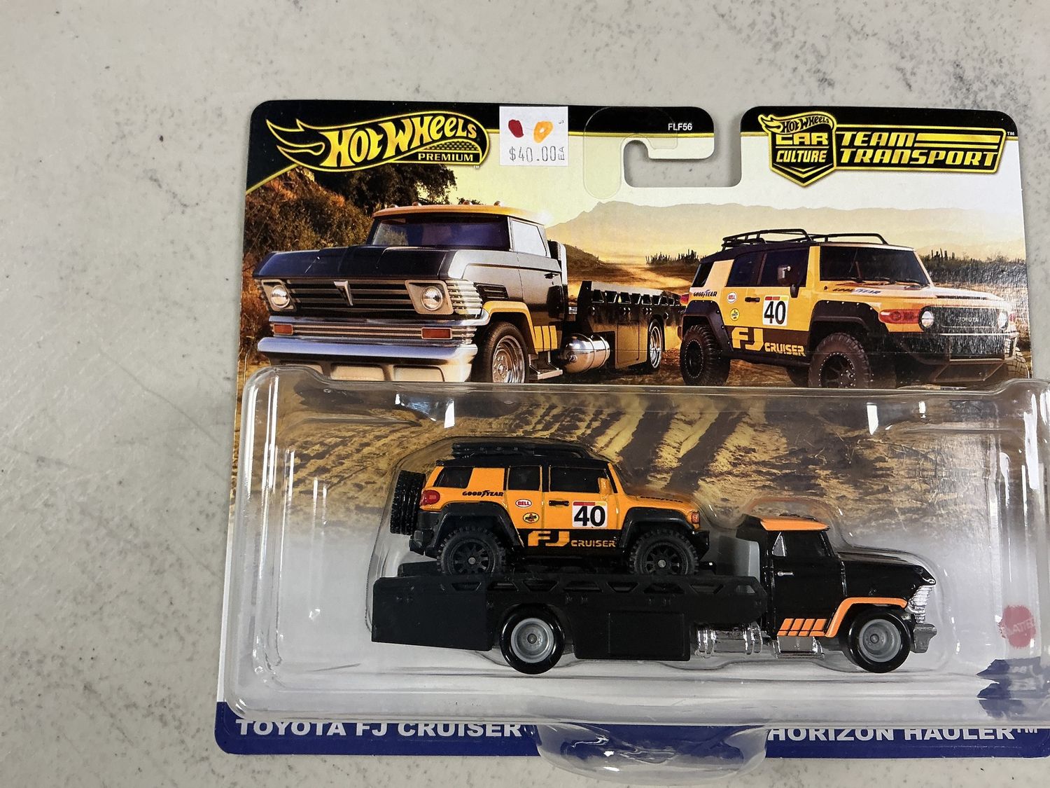 Team transport number 81 Toyota FJ cruiser with horizon haulier