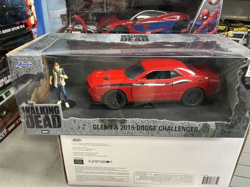The Walking Dead Glenn with 2015 Dodge Challenger