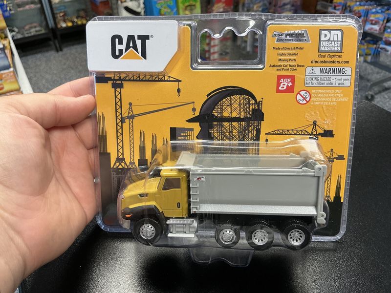 Cat ct660 dump truck