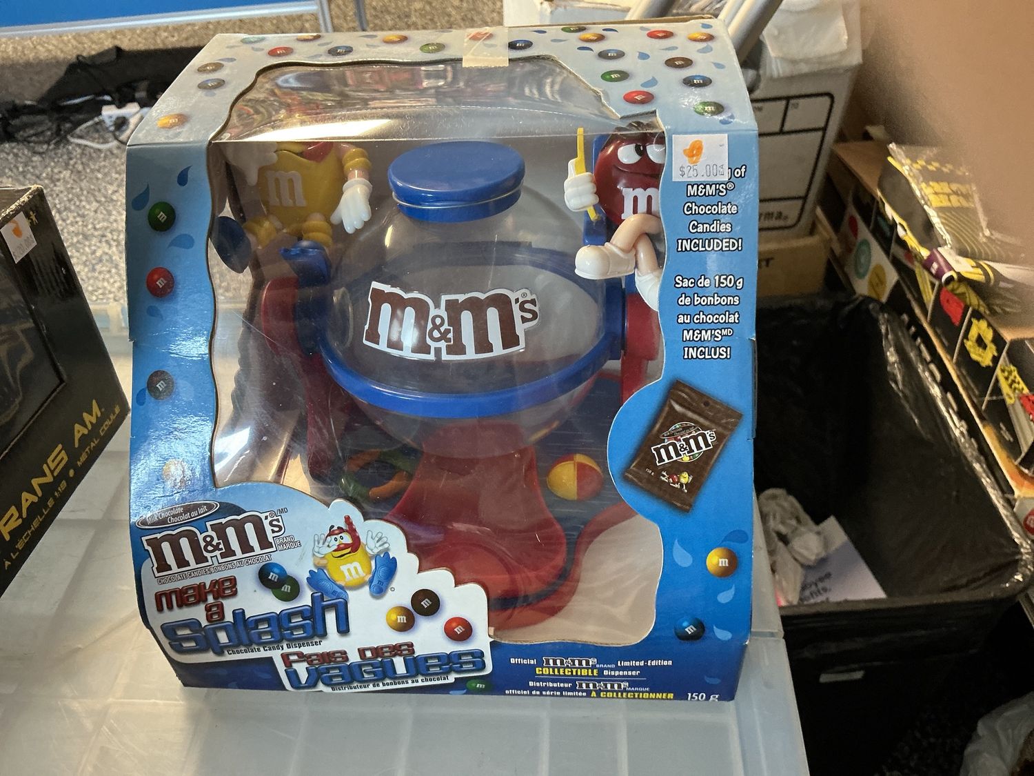 MNM’smake a splash chocolate candy dispenser