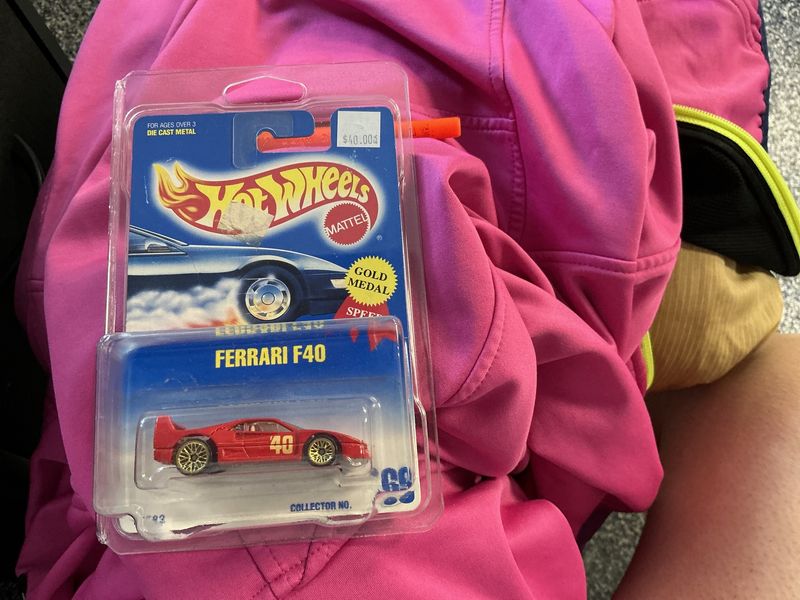Ferrari F4 red number 69