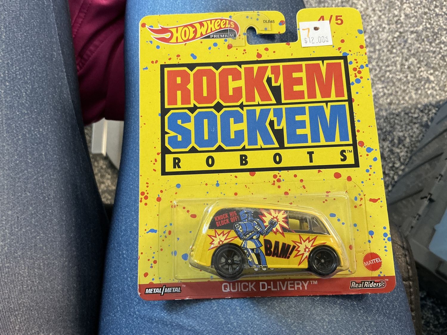 Rockham Saku robot quick delivery van
