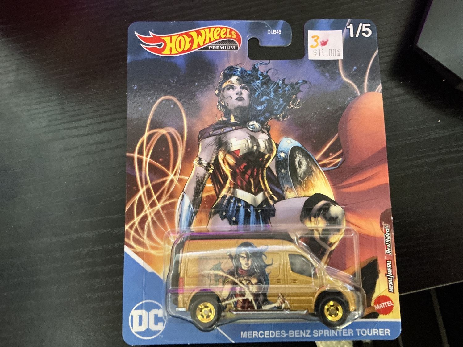 Wonder, woman Mercedes-Benz sprinter tourEr